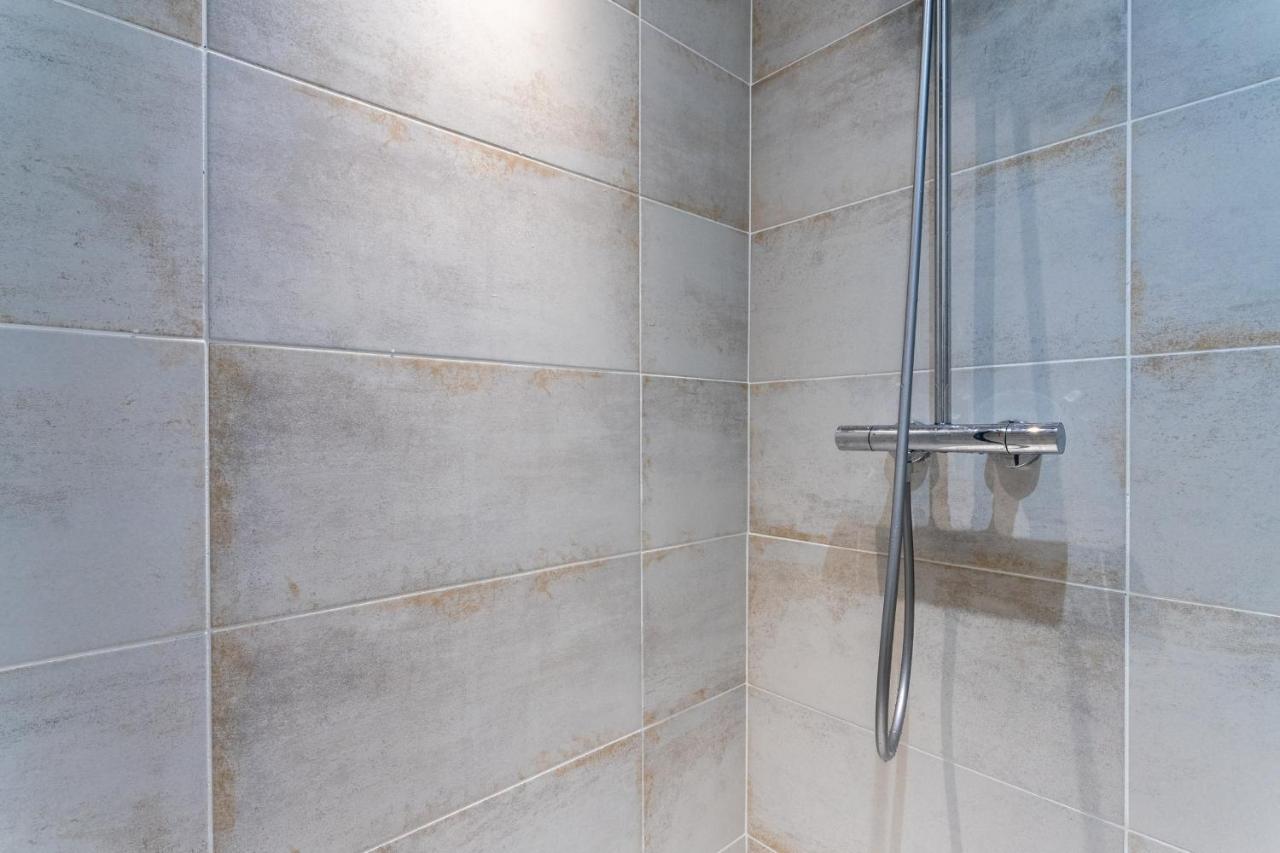 Luxurious 1 Bedroom, Ac, Terrace, Close Beaches - Dodo Et Tartine Carqueiranne Ngoại thất bức ảnh